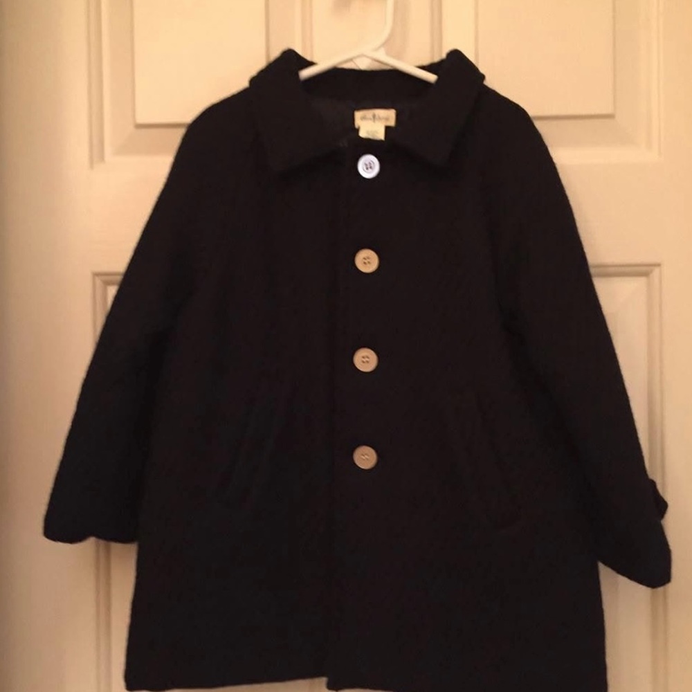 Olive Juice Navy wool pea coat! Size 3... Perfect for boy or girl.
